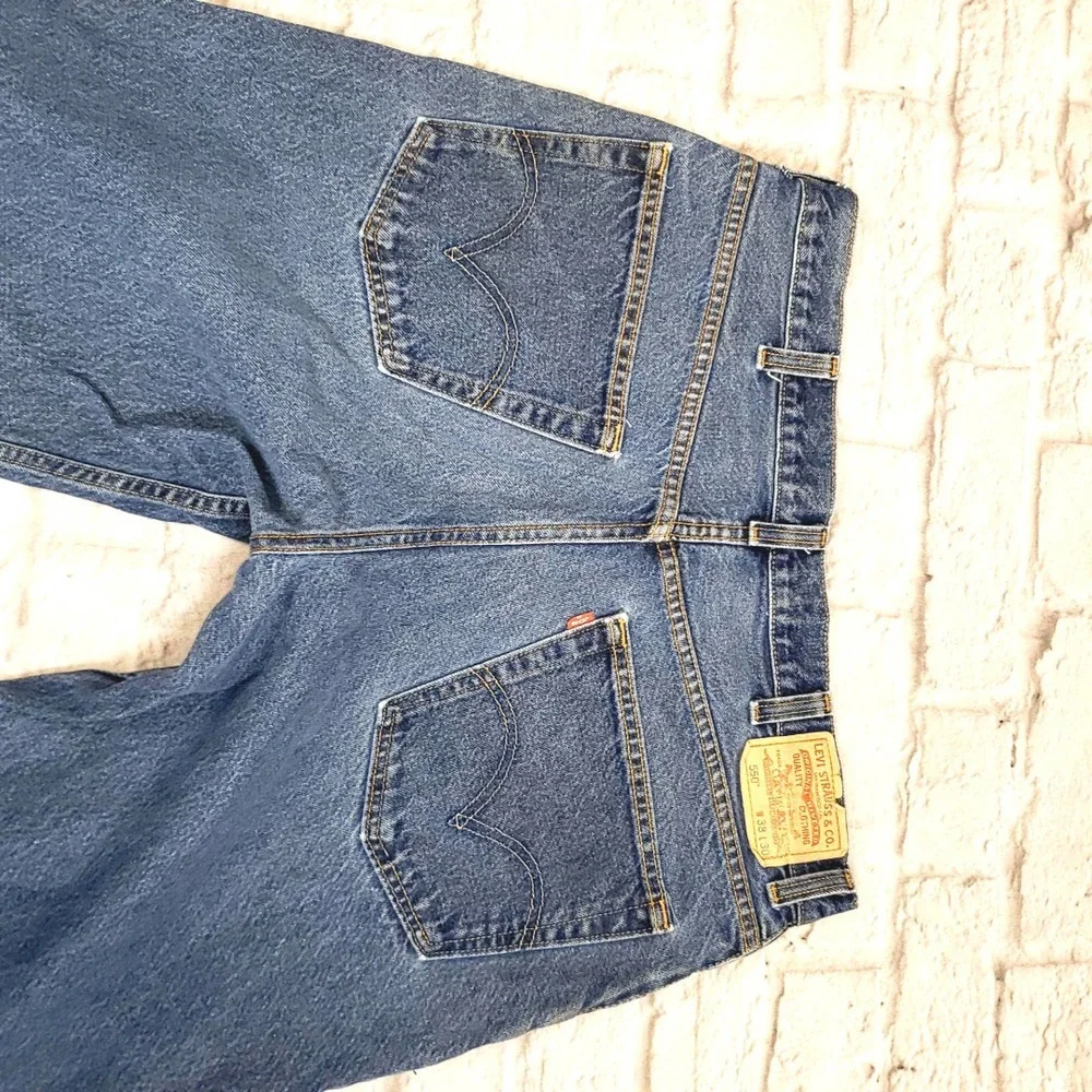Levi's 550 men's Relaxed Fit Jeans size 38